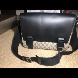 Authentic Gucci messenger bag